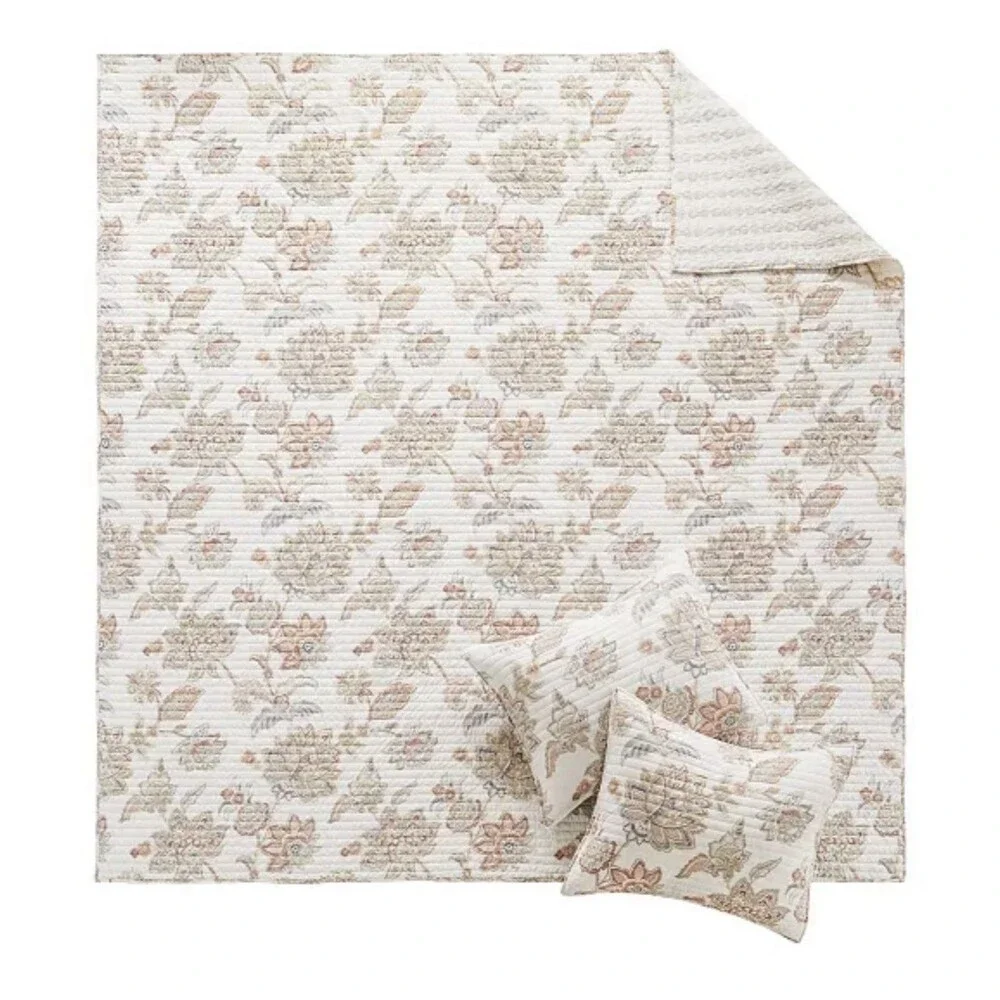 Levtex Home Selesta Reversible Quilt Set Full Queen Floral  New $269.99 Retail